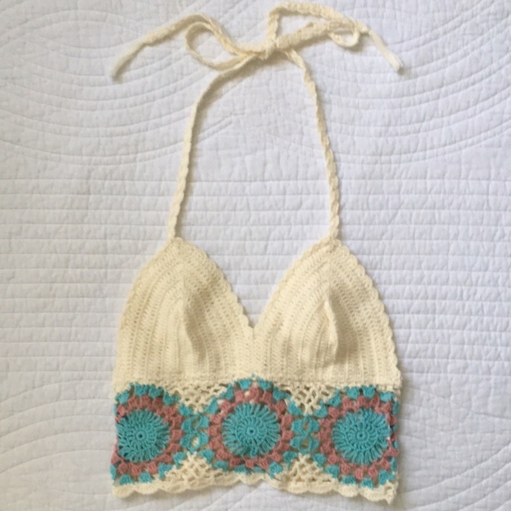 En Creme Crochet Crop Halter Top Small